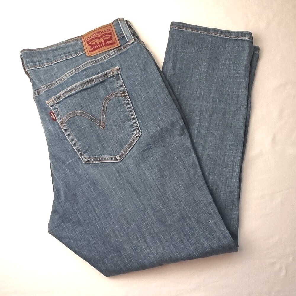 Levi's Womens Distressed Mid Rise Boyfriend Jeans Size 34/18 Medium Wash Blue
